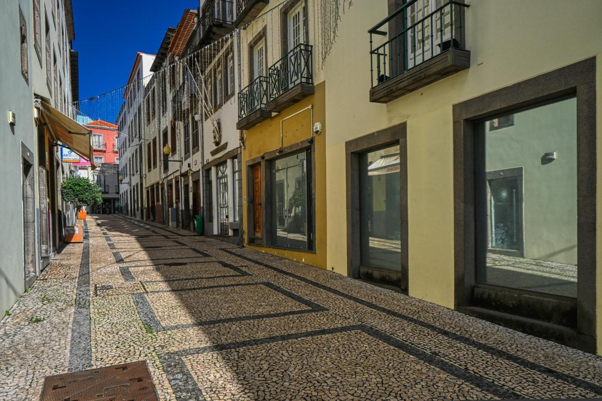 Colombo Square, A Home In Madeira Фуншал Экстерьер фото