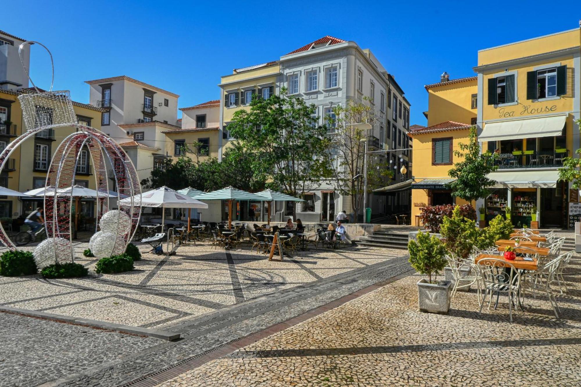 Colombo Square, A Home In Madeira Фуншал Экстерьер фото